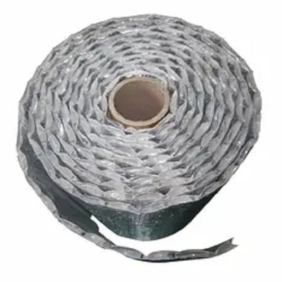 Cold / Heat Resistant Material Alu Bubble Foil For Roof Materials