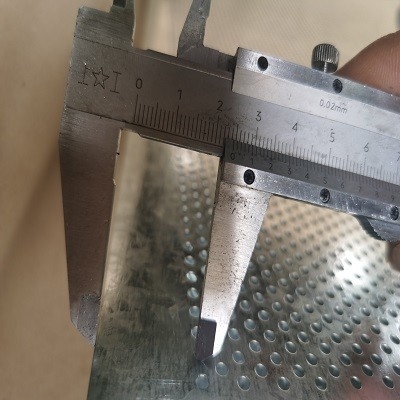 0.2mm - 1mm Galvanized Perforated Metal Mesh Plate For Decoration