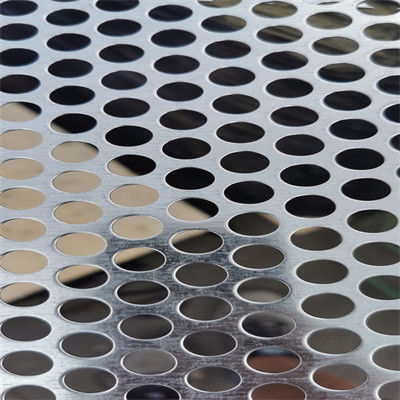 Distance 6mm Aluminum Perforated Sheet